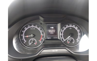 Skoda Octavia 2, 0TDI NAVI DSG - автомобили, коли, обяви за нови и употребявани 9