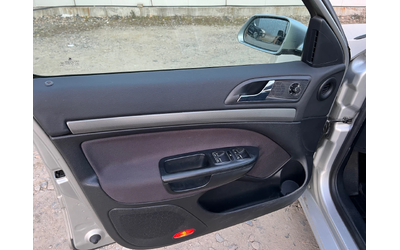 Skoda Octavia 1.9TDI- 105к.с. Парктроник/ Климатроник - автомобили, коли, обяви за нови и употребявани 14