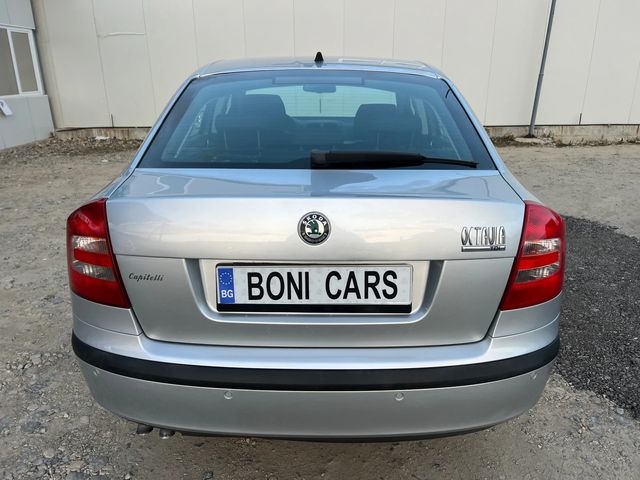 Skoda Octavia 1.9TDI- 105к.с. Парктроник/ Климатроник - автомобили, коли, обяви за нови и употребявани 5
