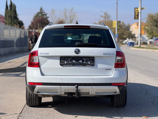 Skoda Octavia Scout 2.0TDI DSG 184кс* 4х4 * ПЕРФЕКТЕН* - автомобили, коли, обяви за нови и употребявани 3