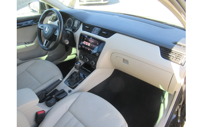 Skoda Octavia 1.5G-Tec DSG 130ps* LED* KEYLESS* DISTRONIC* - автомобили, коли, обяви за нови и употребявани 8