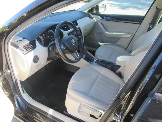 Skoda Octavia 1.5G-Tec DSG 130ps* LED* KEYLESS* DISTRONIC* - автомобили, коли, обяви за нови и употребявани 9