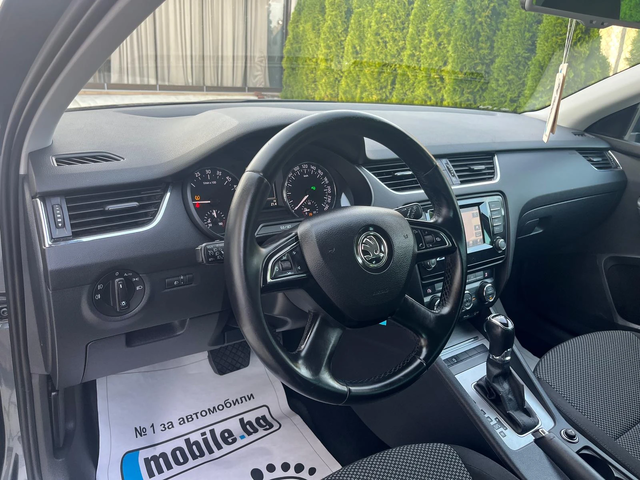 Skoda Octavia 2.0 TDI AVTO NAVI - автомобили, коли, обяви за нови и употребявани 12