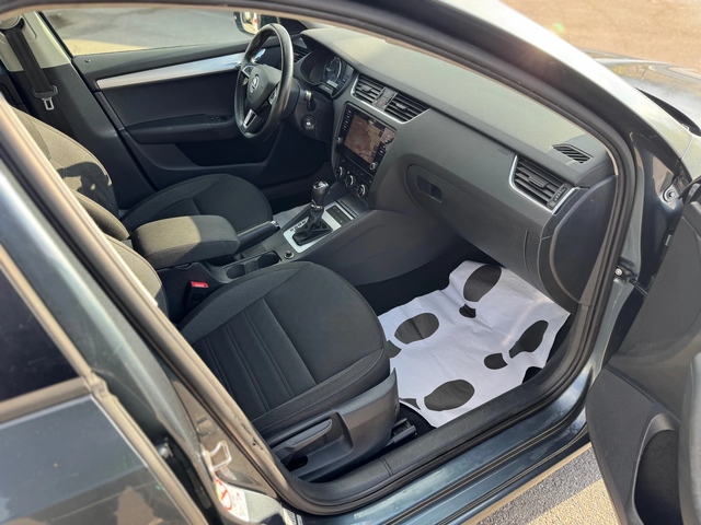 Skoda Octavia 1.5TSI-150-DSG7-NAVI-2019-EURO6 - автомобили, коли, обяви за нови и употребявани 14
