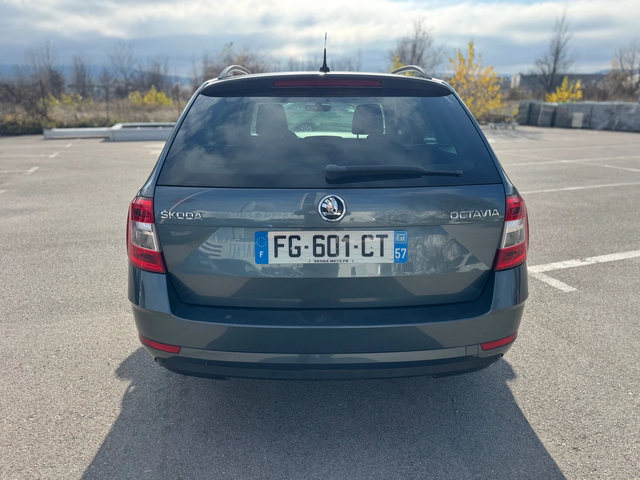 Skoda Octavia 1.5TSI-150-DSG7-NAVI-2019-EURO6 - автомобили, коли, обяви за нови и употребявани 3