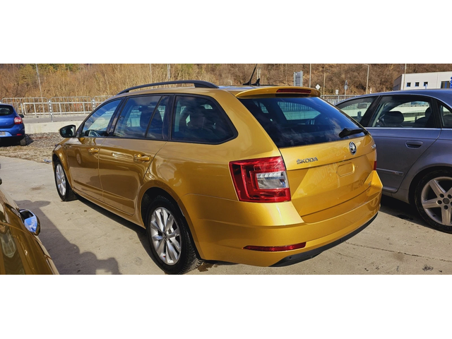 Skoda Octavia 1.4-GTec-Подготвена за такси - автомобили, коли, обяви за нови и употребявани 2