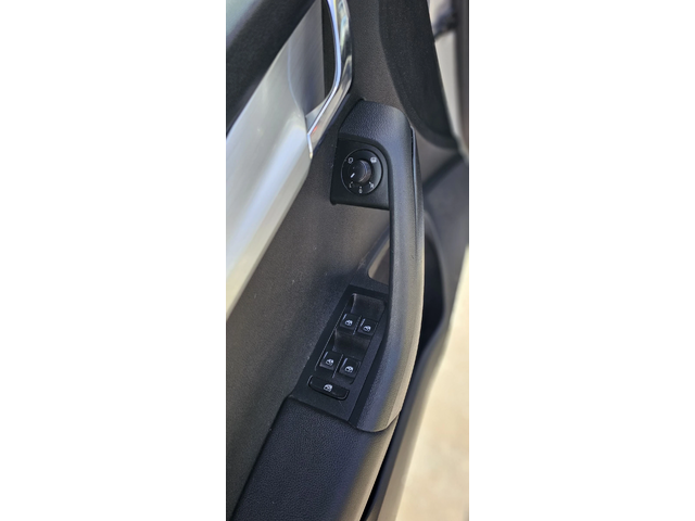 Skoda Octavia 1.6tdi* 110хил км* ГОТОВА ЗА ТАКСИ - автомобили, коли, обяви за нови и употребявани 11