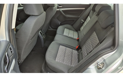 Skoda Octavia 1.6TDI 105к.с. - автомобили, коли, обяви за нови и употребявани 12