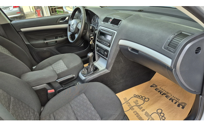 Skoda Octavia 1.6TDI 105к.с. - автомобили, коли, обяви за нови и употребявани 13