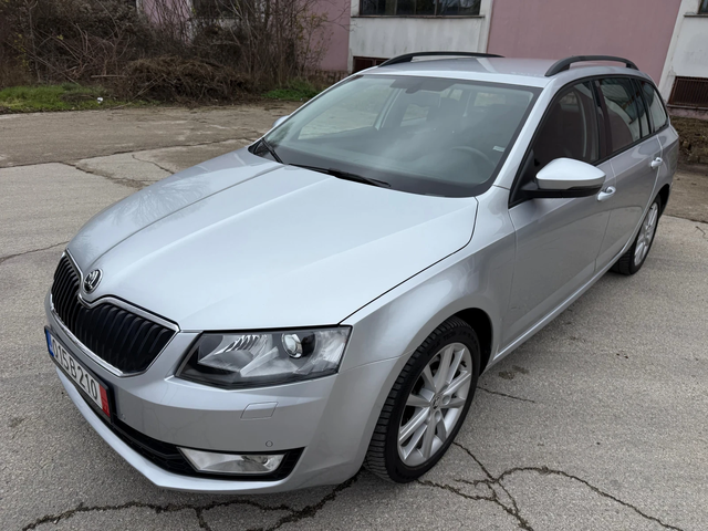Skoda Octavia 2.0TDi / DSG / 4x4 - автомобили, коли, обяви за нови и употребявани 6