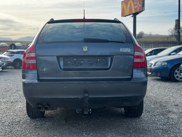Skoda Octavia 2.0BMM/4x4/140kc/Laurin & Klement - автомобили, коли, обяви за нови и употребявани 6