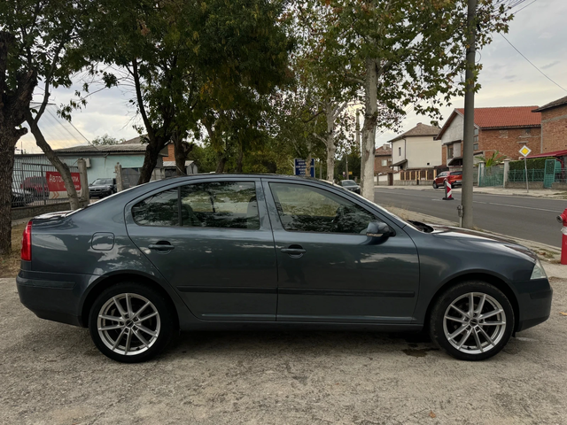 Skoda Octavia 1.4 BENZIN AUSTRIA - автомобили, коли, обяви за нови и употребявани 3