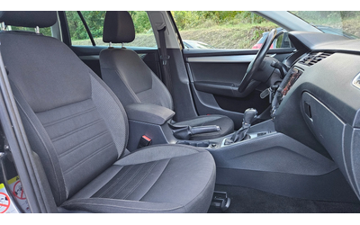 Skoda Octavia 1.6 TDI AVTOMAT/KLIMATRONIK/FACELIFT - автомобили, коли, обяви за нови и употребявани 11