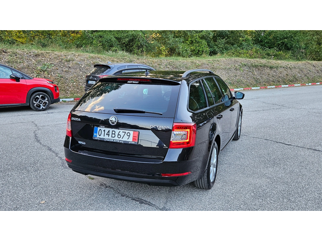 Skoda Octavia 1.6 TDI AVTOMAT/KLIMATRONIK/FACELIFT - автомобили, коли, обяви за нови и употребявани 4