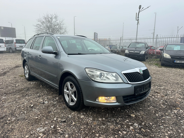 Skoda Octavia 1.6TDI 105kc EVRO5 - автомобили, коли, обяви за нови и употребявани 6