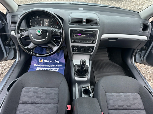 Skoda Octavia 1.6TDI 105kc EVRO5 - автомобили, коли, обяви за нови и употребявани 9