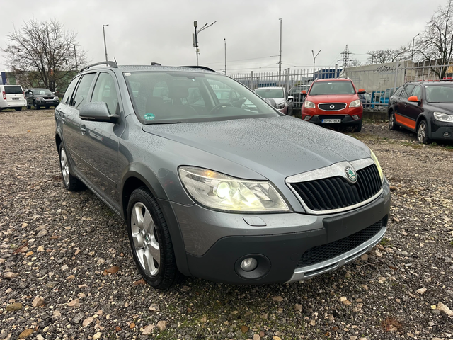 Skoda Octavia 2.0TDI 140kc 4X4 SCOU NAVIT - автомобили, коли, обяви за нови и употребявани 0