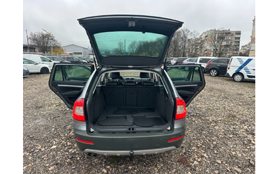 Skoda Octavia 2.0TDI 140kc 4X4 SCOU NAVIT - автомобили, коли, обяви за нови и употребявани 13
