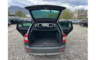 Skoda Octavia 2.0TDI 140kc SCOUT - автомобили, коли, обяви за нови и употребявани 13