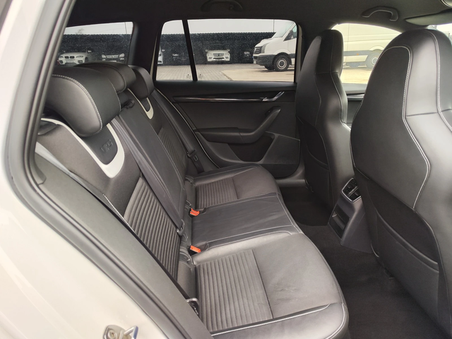 Skoda Octavia VRS* CARBON* RECARO* DSG* NAVI* PODGREV* LIZING - автомобили, коли, обяви за нови и употребявани 7