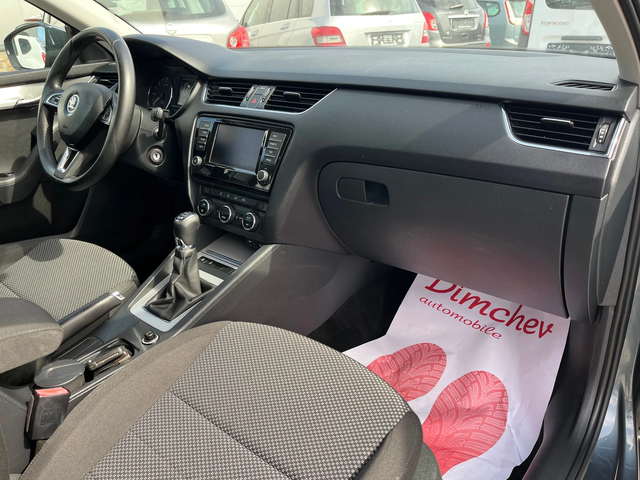 Skoda Octavia 1.6 TDI 110k.c - автомобили, коли, обяви за нови и употребявани 5