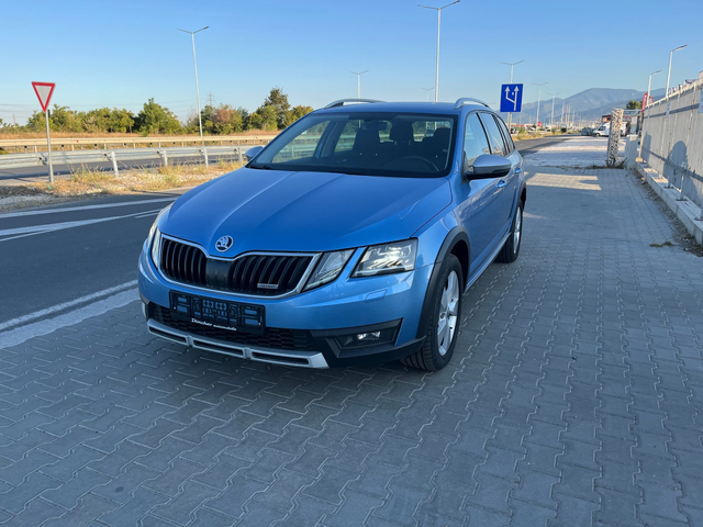 Skoda Octavia Scout DSG - автомобили, коли, обяви за нови и употребявани 0