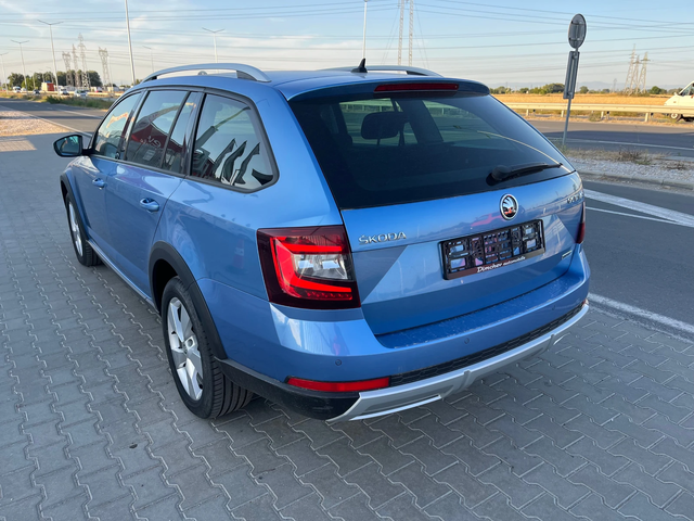 Skoda Octavia Scout DSG - автомобили, коли, обяви за нови и употребявани 4