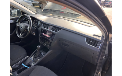 Skoda Octavia 1.5TGI AVTOMAT/NAVI/KAMERA EURO 6 - автомобили, коли, обяви за нови и употребявани 9
