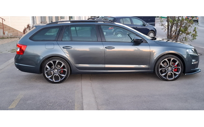 Skoda Octavia 2.0 VrS 184 DsG 19джанти Панорама - автомобили, коли, обяви за нови и употребявани 7