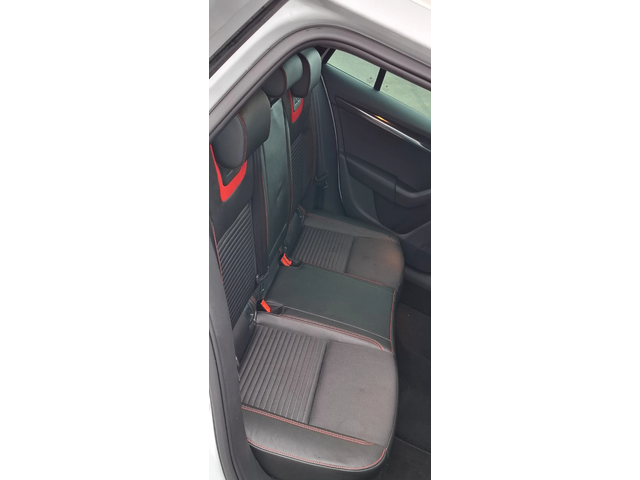 Skoda Octavia 2.0 Vrs 220lc Canton Sound - автомобили, коли, обяви за нови и употребявани 10