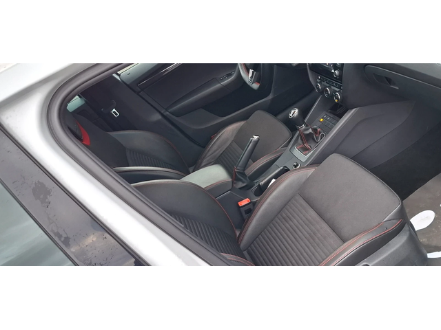 Skoda Octavia 2.0 Vrs 220lc Canton Sound - автомобили, коли, обяви за нови и употребявани 7