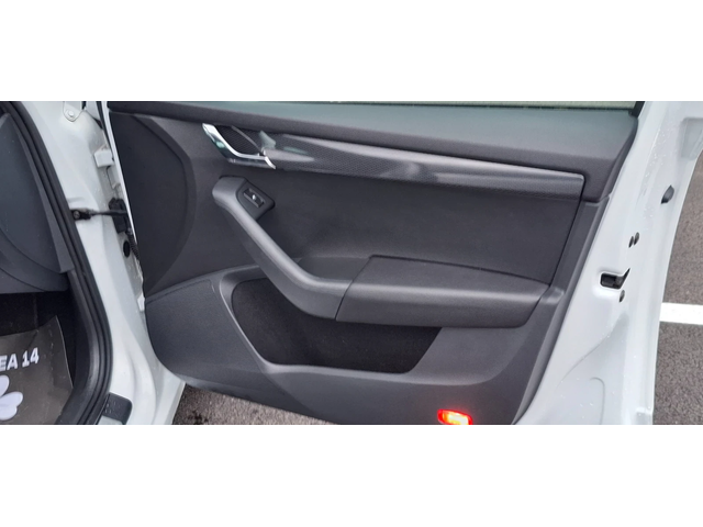 Skoda Octavia 2.0 Vrs 220lc Canton Sound - автомобили, коли, обяви за нови и употребявани 9