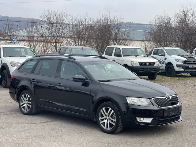 Skoda Octavia 1.6TDi - автомобили, коли, обяви за нови и употребявани 5