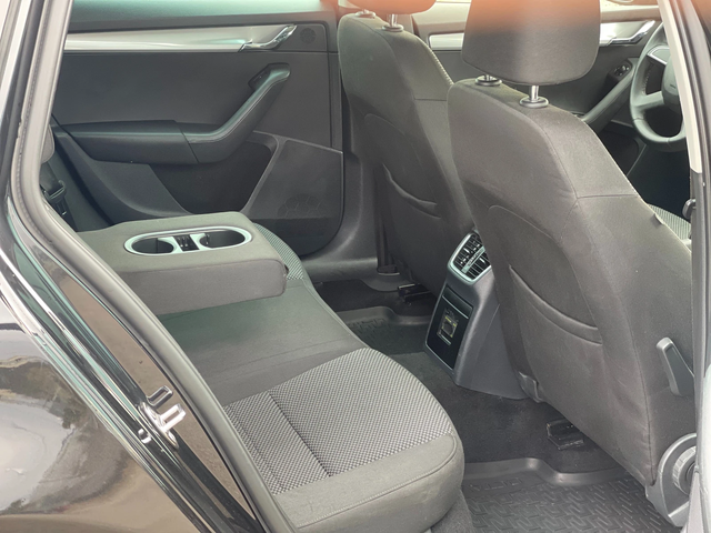 Skoda Octavia 1.6TDi - автомобили, коли, обяви за нови и употребявани 7