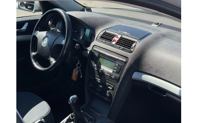 Skoda Octavia 1.6MPi LPG - автомобили, коли, обяви за нови и употребявани 8
