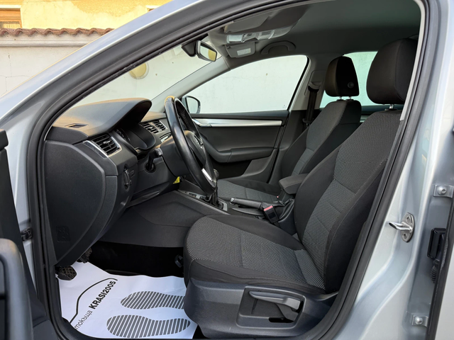 Skoda Octavia 1.4TSI G-TEC NAVI - автомобили, коли, обяви за нови и употребявани 6