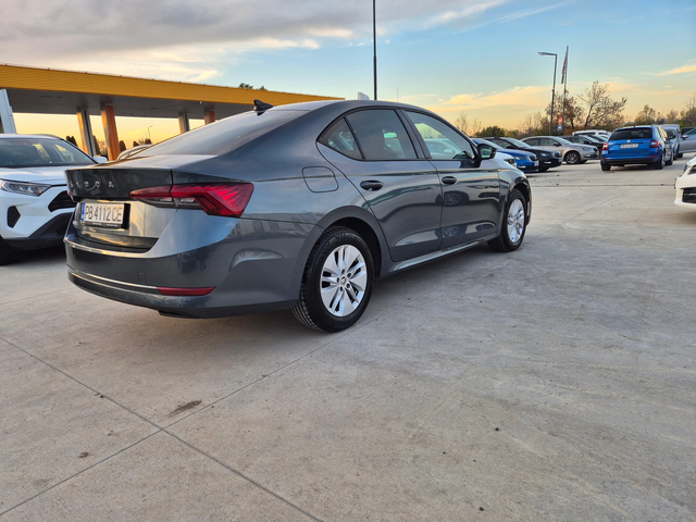 Skoda Octavia С-Гаранция-2.0-A/T-150кс - автомобили, коли, обяви за нови и употребявани 4