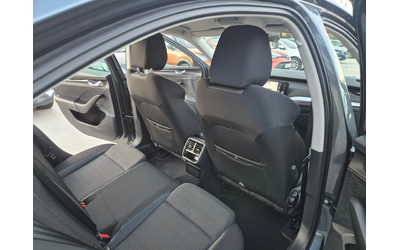 Skoda Octavia С-Гаранция-2.0-A/T-150кс - автомобили, коли, обяви за нови и употребявани 9