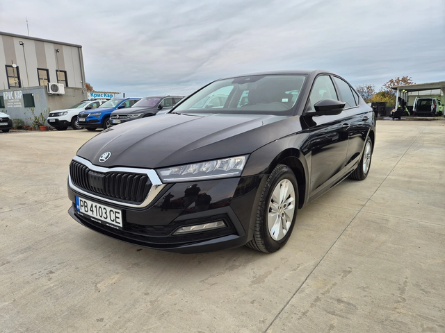 Skoda Octavia С-Гаранция-2.0-A/T-150кс - автомобили, коли, обяви за нови и употребявани 0