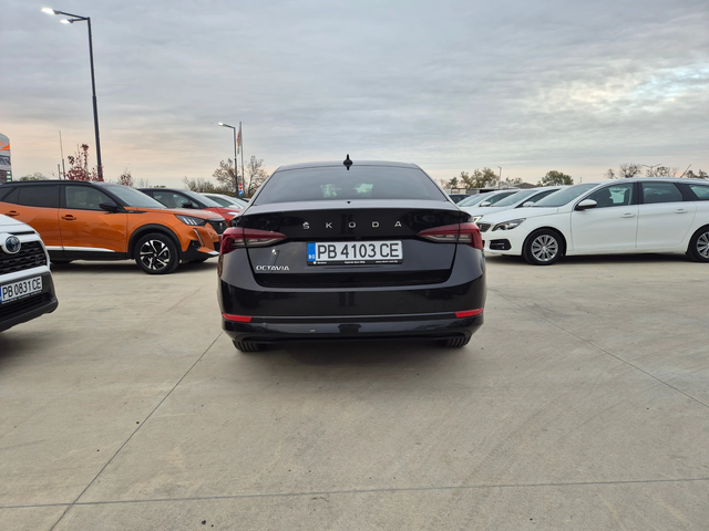 Skoda Octavia С-Гаранция-2.0-A/T-150кс - автомобили, коли, обяви за нови и употребявани 3