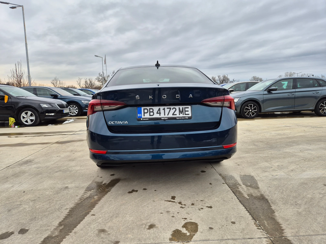 Skoda Octavia STYLE = С Гаранция 1.5 TSI MT - автомобили, коли, обяви за нови и употребявани 3