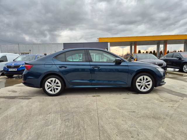 Skoda Octavia STYLE = С Гаранция 1.5 TSI MT - автомобили, коли, обяви за нови и употребявани 5