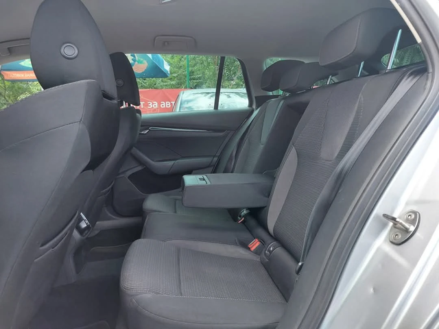 Skoda Octavia 2.0TDI* EVO* AUTOMATIC-DSG* - автомобили, коли, обяви за нови и употребявани 7