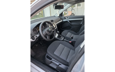 Skoda Octavia - автомобили, коли, обяви за нови и употребявани 9
