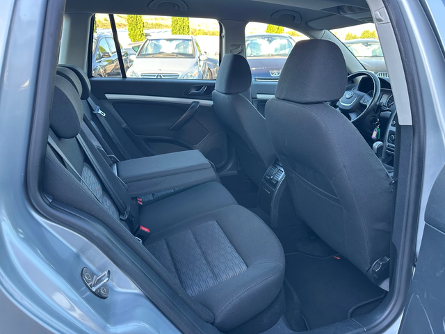 Skoda Octavia 4x4* 1.6TDI* * TOP* - автомобили, коли, обяви за нови и употребявани 6