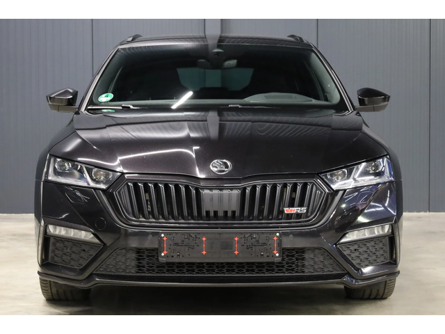 Skoda Octavia VRS* 4X4* OLED LIGHTS* CANTON* CARBON* - автомобили, коли, обяви за нови и употребявани 1