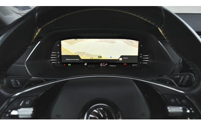 Skoda Octavia Combi 2.0 TDI DSG - автомобили, коли, обяви за нови и употребявани 11