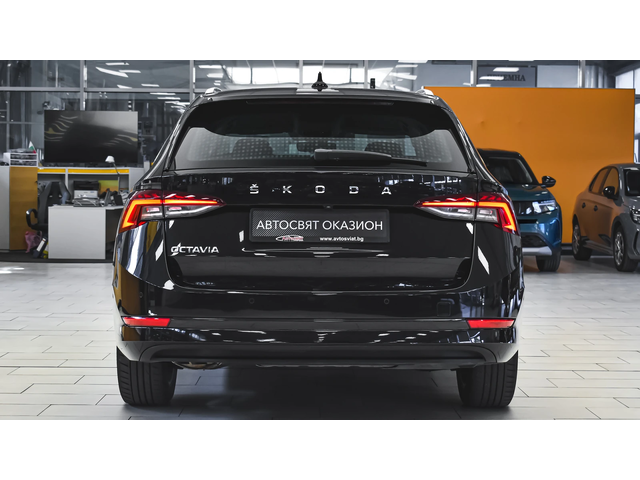 Skoda Octavia Combi 2.0 TDI DSG - автомобили, коли, обяви за нови и употребявани 2