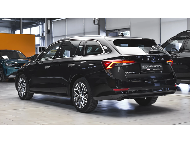 Skoda Octavia Combi 2.0 TDI DSG - автомобили, коли, обяви за нови и употребявани 6