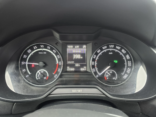 Skoda Octavia 2.0TDI 184к.с VRS - автомобили, коли, обяви за нови и употребявани 16